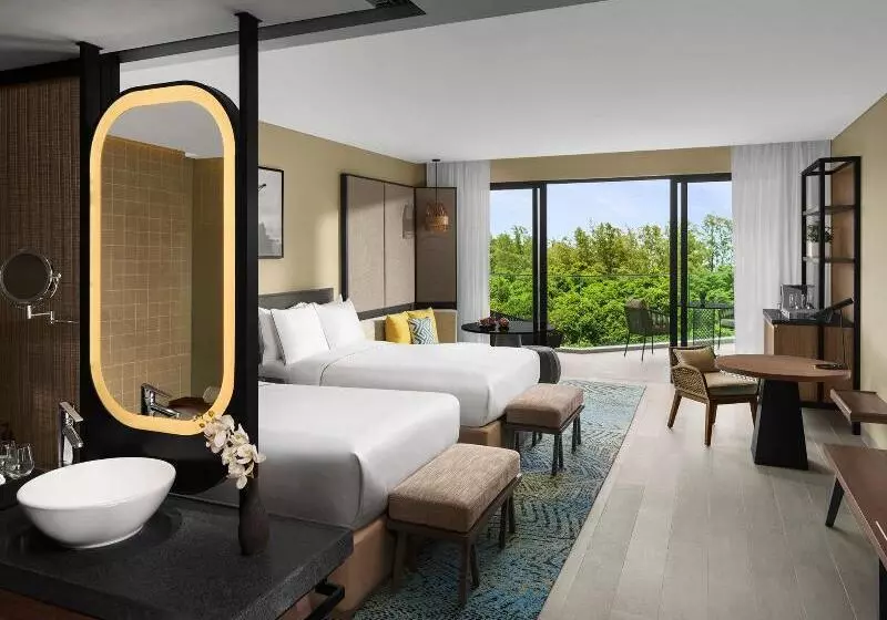 اتاق لوکس با چشم‌انداز دریا, Nikko Guam