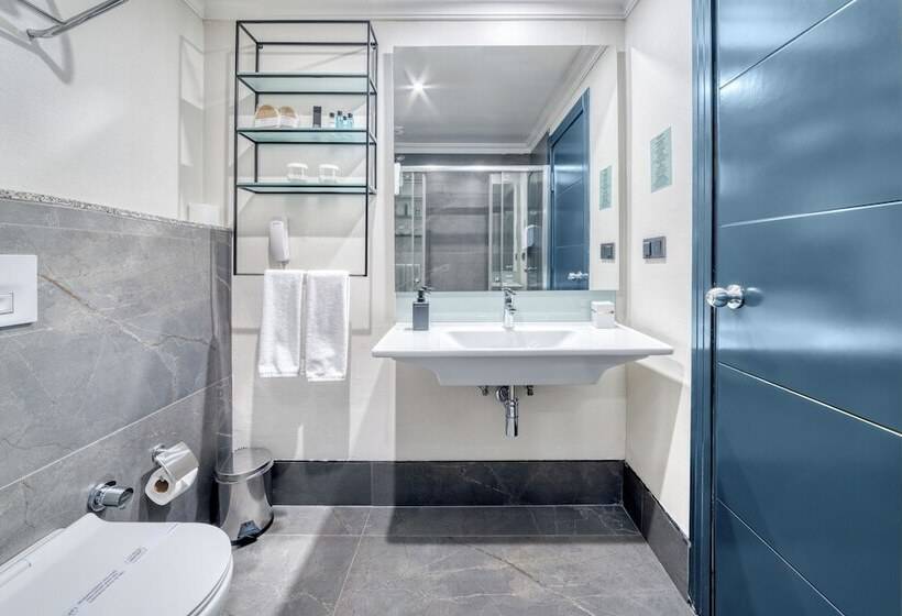 经济房, Numa Port