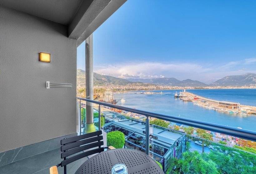 豪华海景房, Numa Port