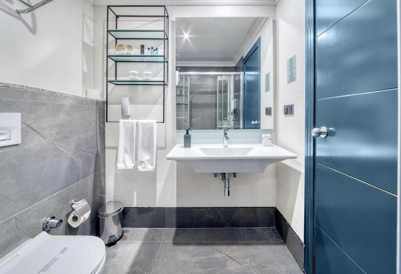 海景套房, Numa Port