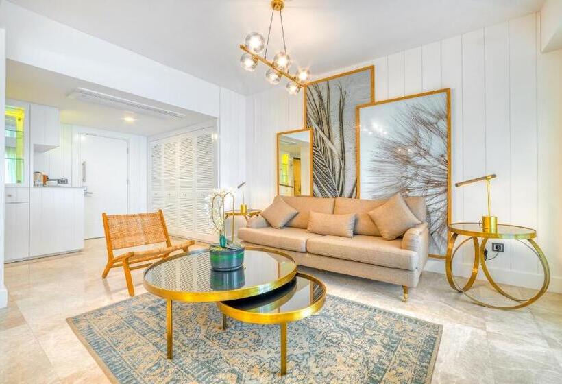 豪华海景房, Numa Port