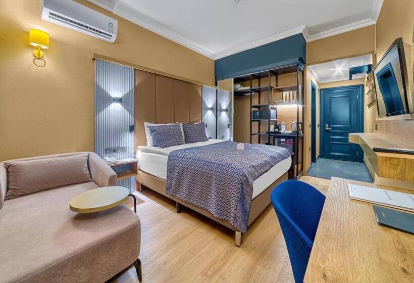 豪华海景房带阳台, Numa Port