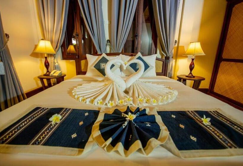 اتاق لوکس, Treasure Hotel Laos