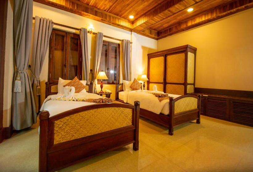 اتاق لوکس, Treasure Hotel Laos
