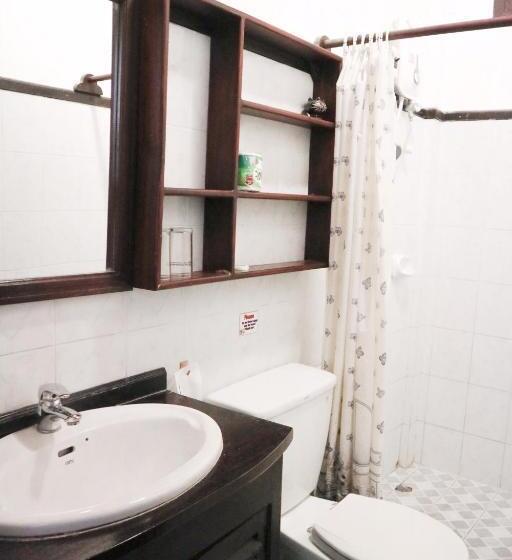 اتاق استاندارد, Villa Senesouk Luang Prabang