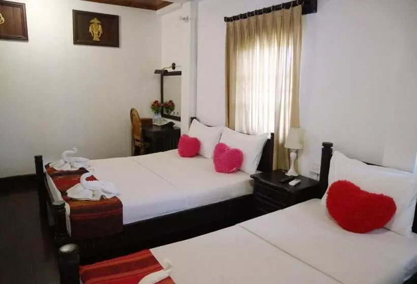 スーペリアトリプルルーム, Villa Senesouk Luang Prabang
