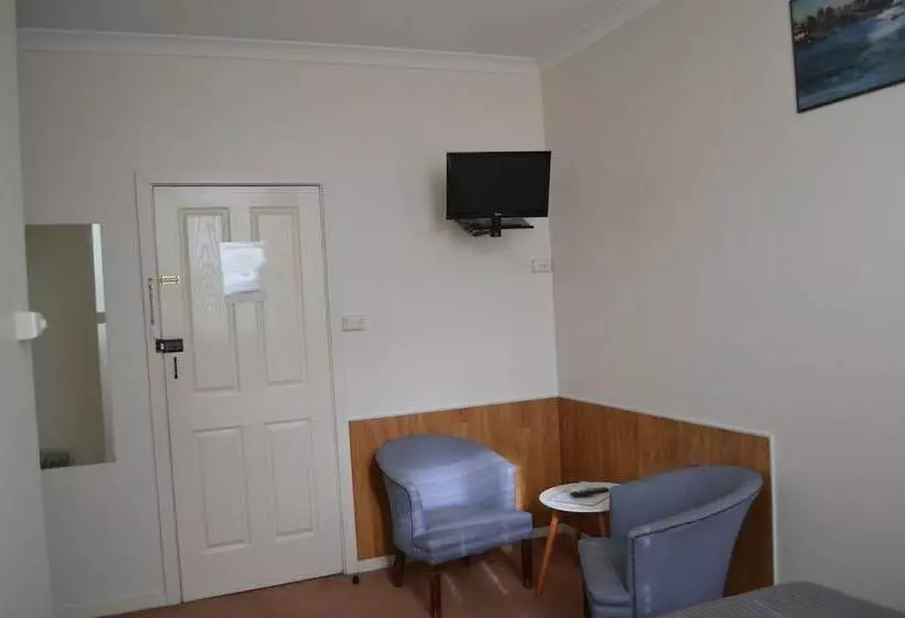 エコノミールーム, Hobart Tower Motel