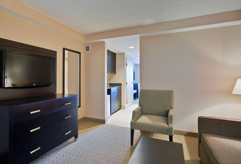장애인을 위한 스위트, Holiday Inn Express & Suites Ottawa West   Nepean, An Ihg