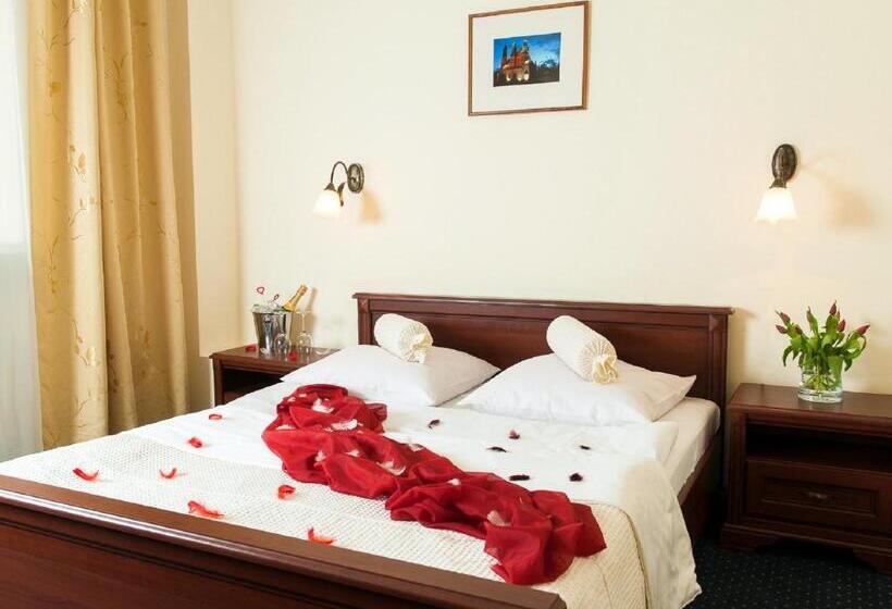 חדר דלוקס, Arkadia