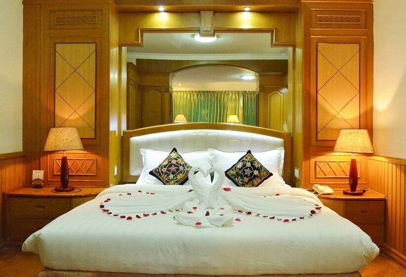 سوییت, Great Wall