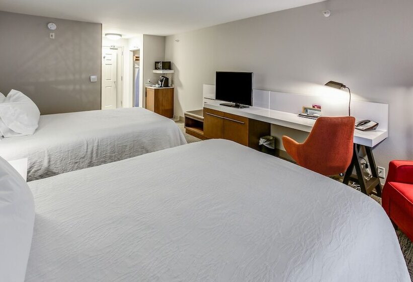 غرفة قياسية, Hilton Garden Inn Ames
