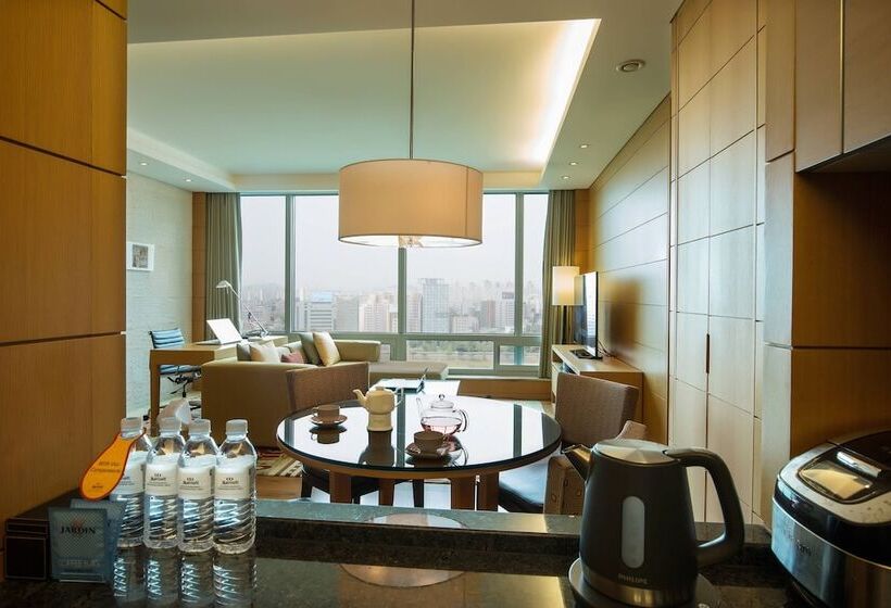 سوئیت مدیریتی 2 خوابه, Marriott Executive Apartment Seoul