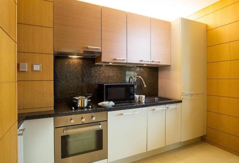 استودیوی استاندارد, Marriott Executive Apartment Seoul