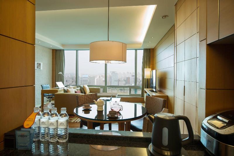 Президентский Люкс, Marriott Executive Apartment Seoul