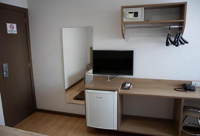 标准间, Maximus Business