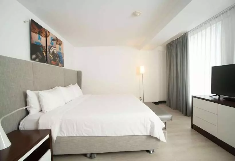اتاق پرمیوم, Radisson Hotel Decapolis Miraflores