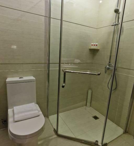 Номер Executive, Ramada By Wyndham Manila Central