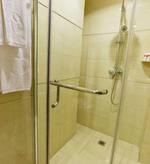 Номер Executive, Ramada By Wyndham Manila Central