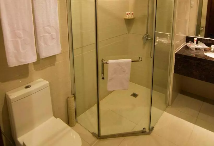 スーペリアールーム, Ramada By Wyndham Manila Central