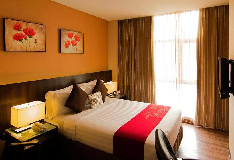 Номер Superior, Ramada By Wyndham Manila Central