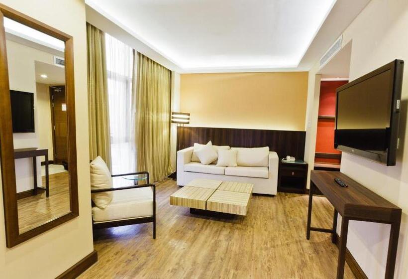 Люкс, Ramada By Wyndham Manila Central