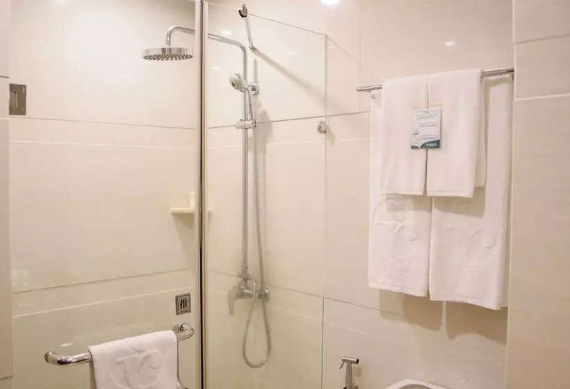 デラックスルーム, Ramada By Wyndham Manila Central