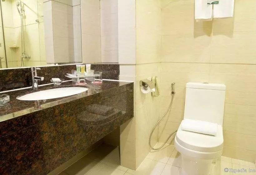デラックスルーム, Ramada By Wyndham Manila Central