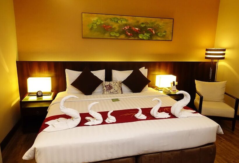 Номер Deluxe, Ramada By Wyndham Manila Central