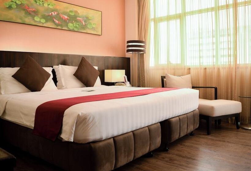 Номер Executive, Ramada By Wyndham Manila Central