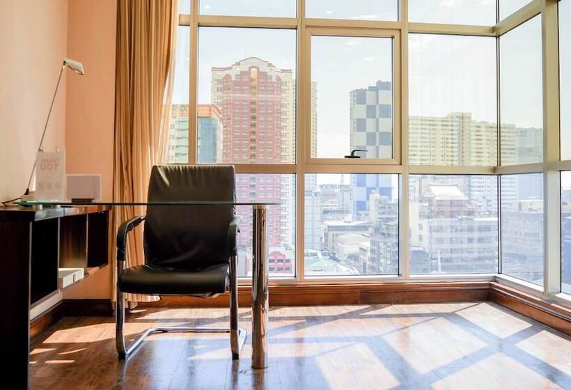 Люкс, Ramada By Wyndham Manila Central