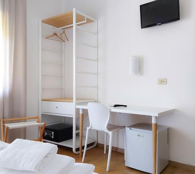 스탠다드 트리플 룸, Regina