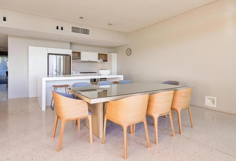 침실 4개 주택, Smiths Beach Resort