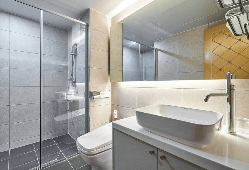 Quarto Deluxe, The Koryo