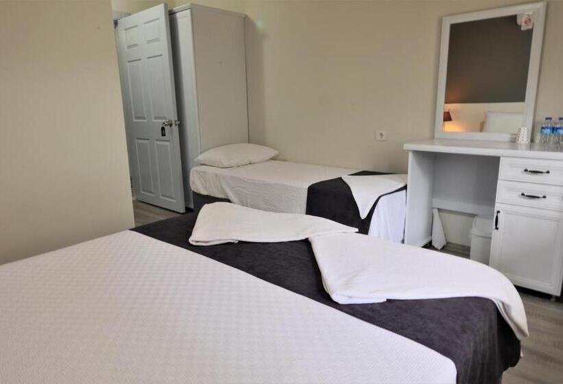 اتاق استاندارد, Canada Hotel & Bungalows