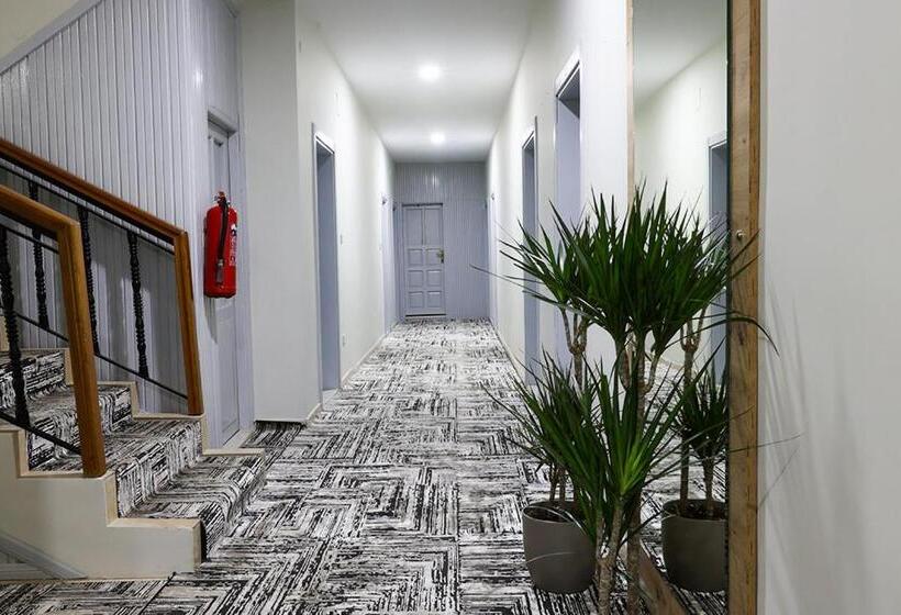 اتاق اکونومی, Canada Hotel & Bungalows