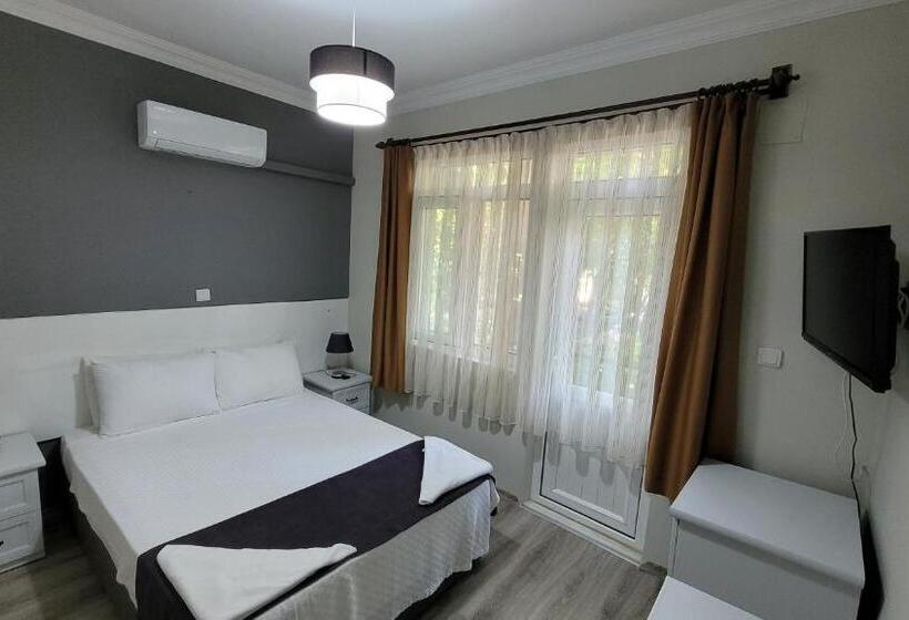 Номер Economy, Canada Hotel & Bungalows