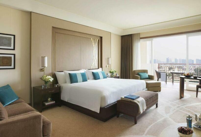 غرفة ديلوكس مزودة بشرفة, Anantara Eastern Mangroves Abu Dhabi