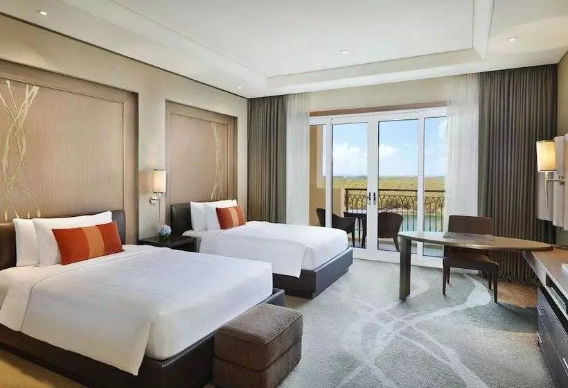 バルコニー付きデラックスルーム, Anantara Eastern Mangroves Abu Dhabi