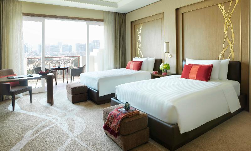 Номер Deluxe с Балконом, Anantara Eastern Mangroves Abu Dhabi