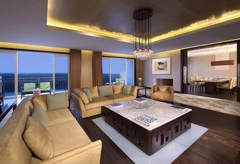 جناح ملكى, Anantara Eastern Mangroves Abu Dhabi