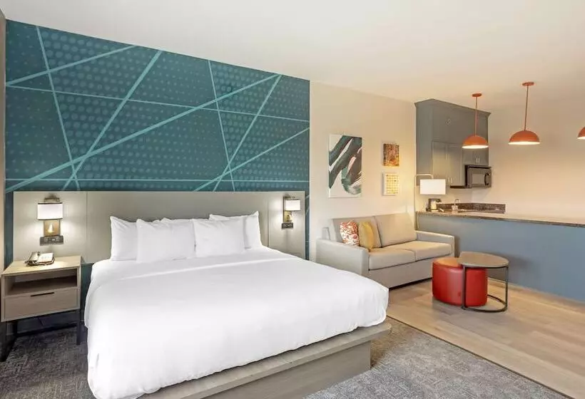 スイート, Comfort Suites