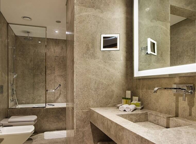 标准间, Doubletree By Hilton Istanbul Avcilar