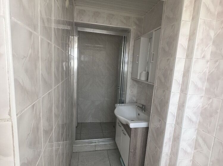 سوییت, Erkal Pension