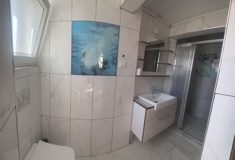 سوییت, Erkal Pension