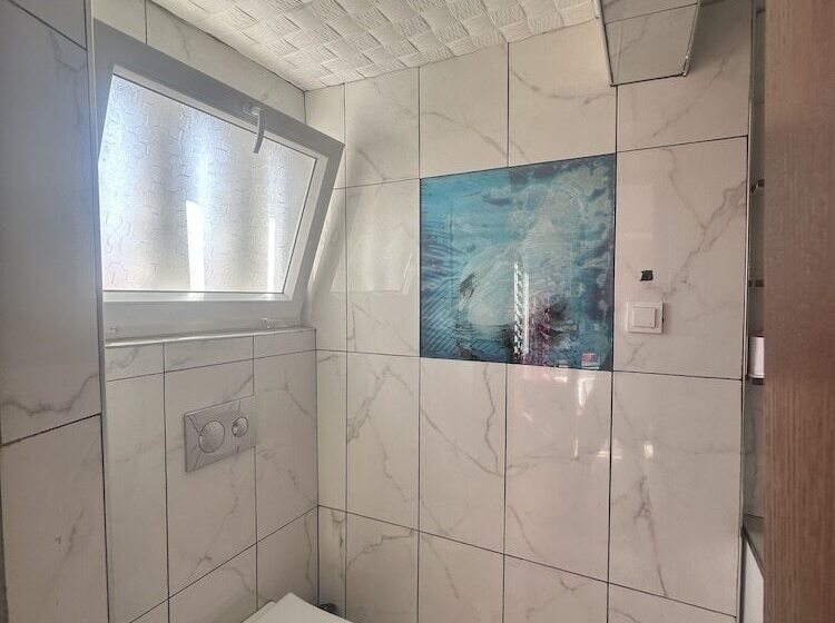 سوییت, Erkal Pension