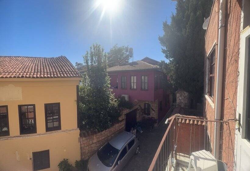 سوییت, Erkal Pension