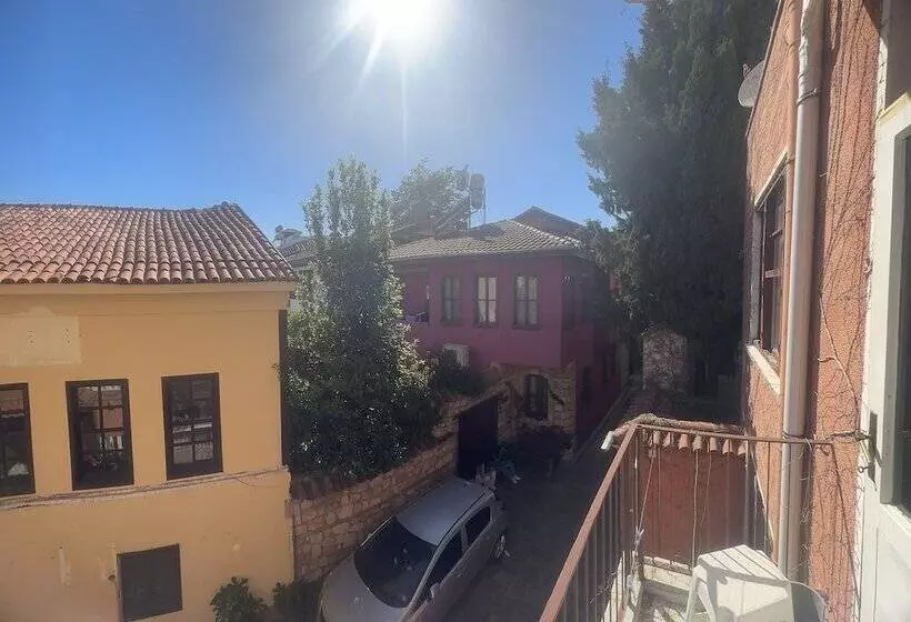سوییت, Erkal Pension