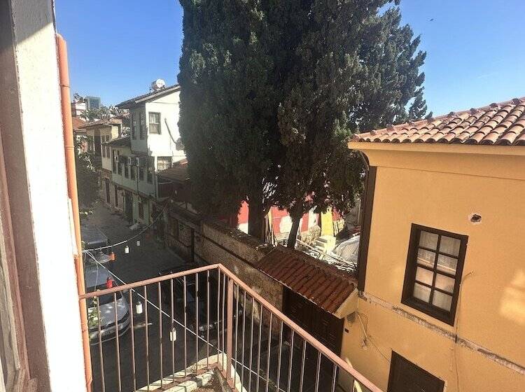 سوییت, Erkal Pension