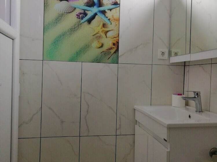 استودیوی استاندارد, Erkal Pension