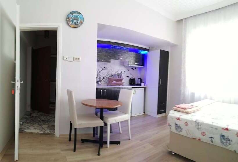 استودیوی استاندارد, Erkal Pension